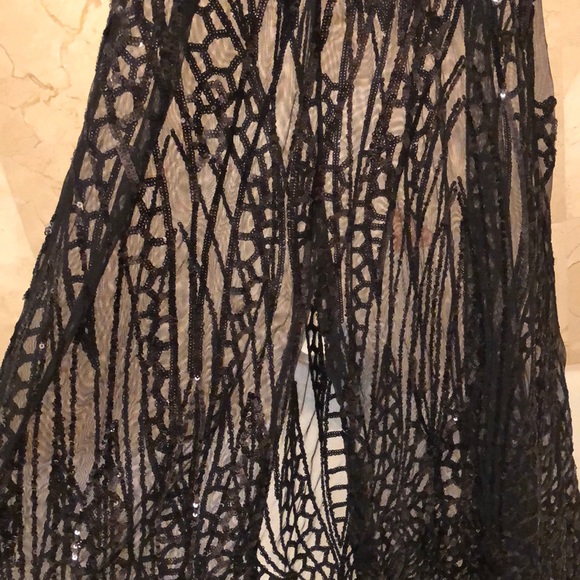 Alamour sheer sequin evening gown. Brand new - Picture 5 of 5
